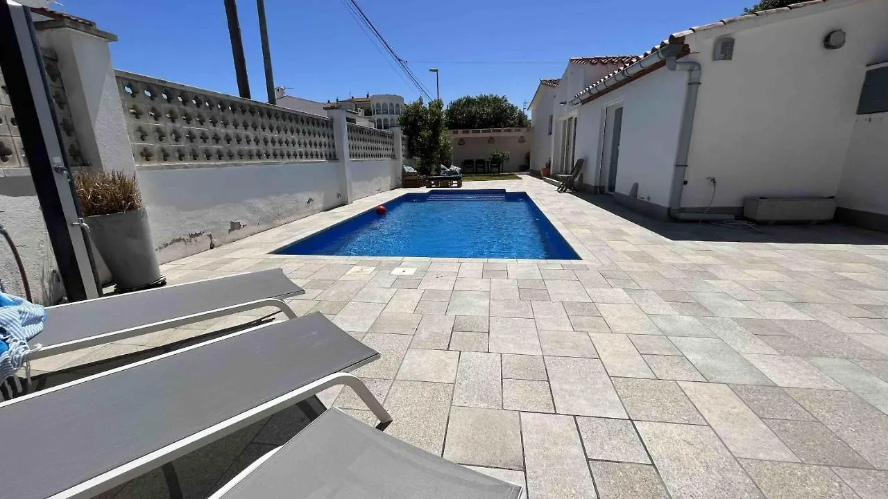 Casa de Férias 398-Casa Con Piscina Privada Vila Empuriabrava